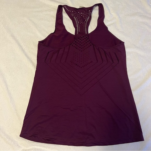 Gap Tank Top - Picture 3 of 4